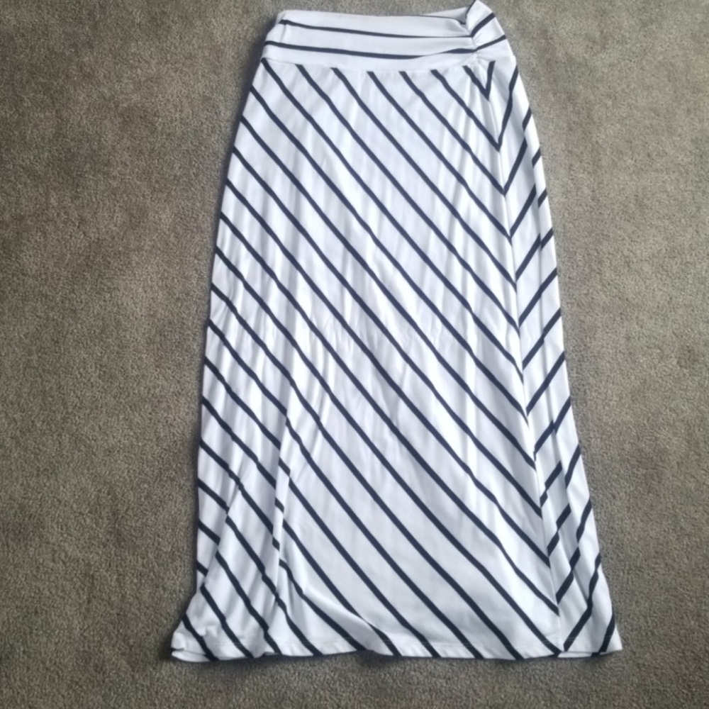 Black and White Striped Maxi Shirt 4-6 S